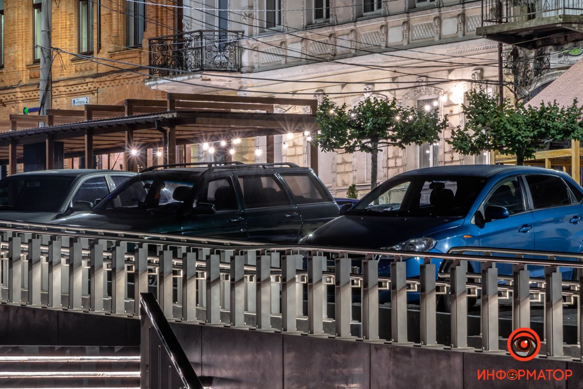 Даже и не верится, что когда-то улица Короленко была проездной