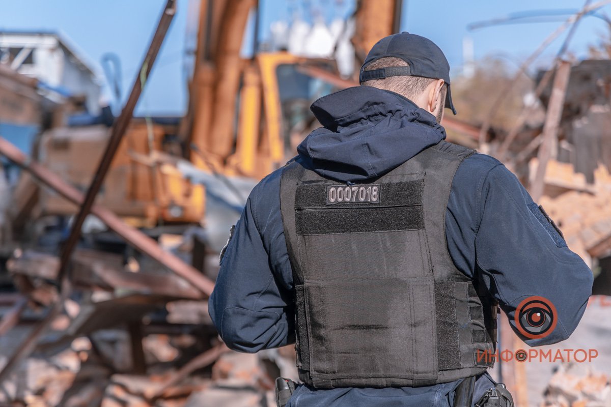 Полицейские провели поверхностный осмотр якобы нападавших