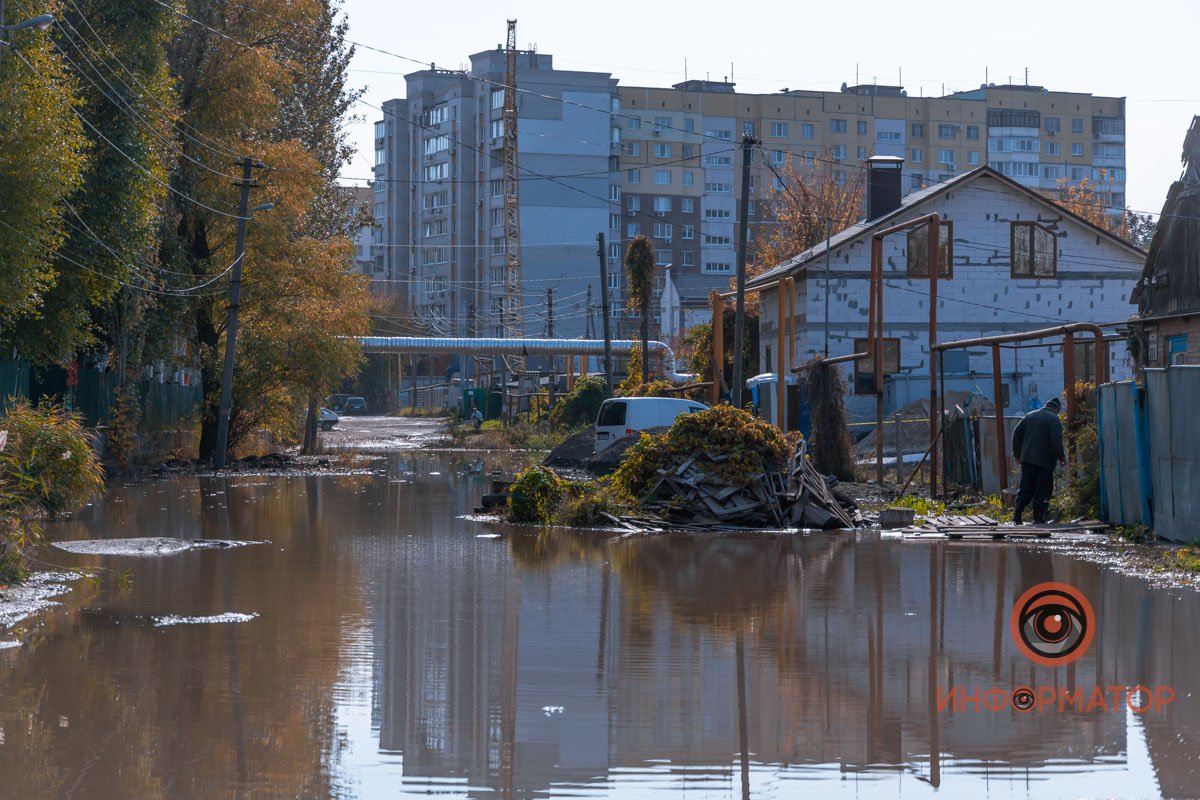 В ближайшее время воду коммунальщики обещают откачать