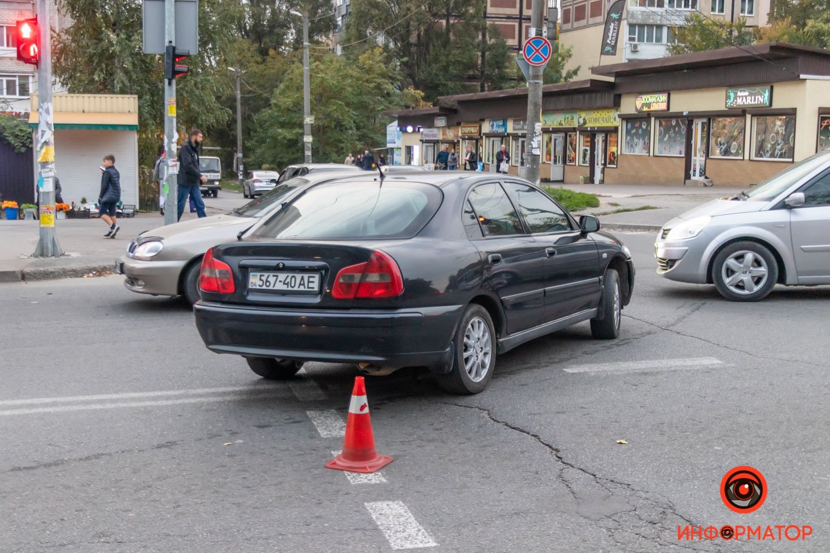 Пострадали пешеходы - их госпитализировали в больницу №16 Пострадали пешеходы - их госпитализировали в больницу №16
