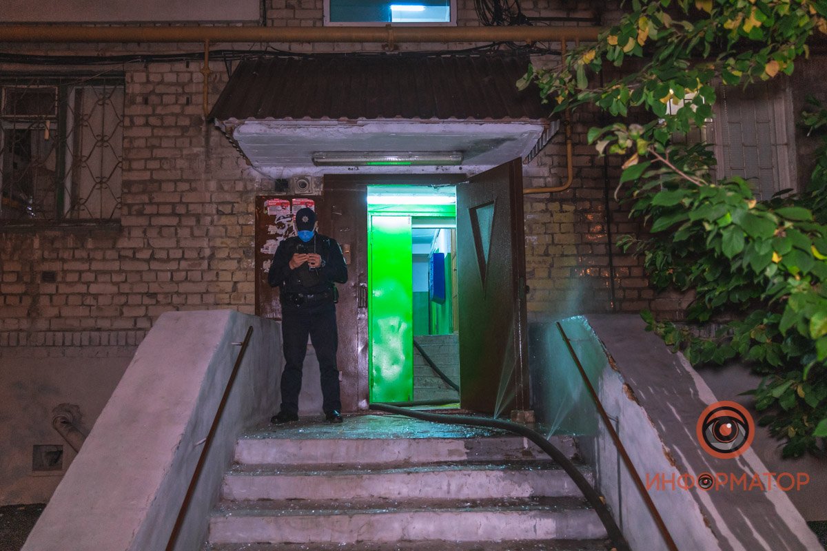 Жителей других квартир эвакуировали