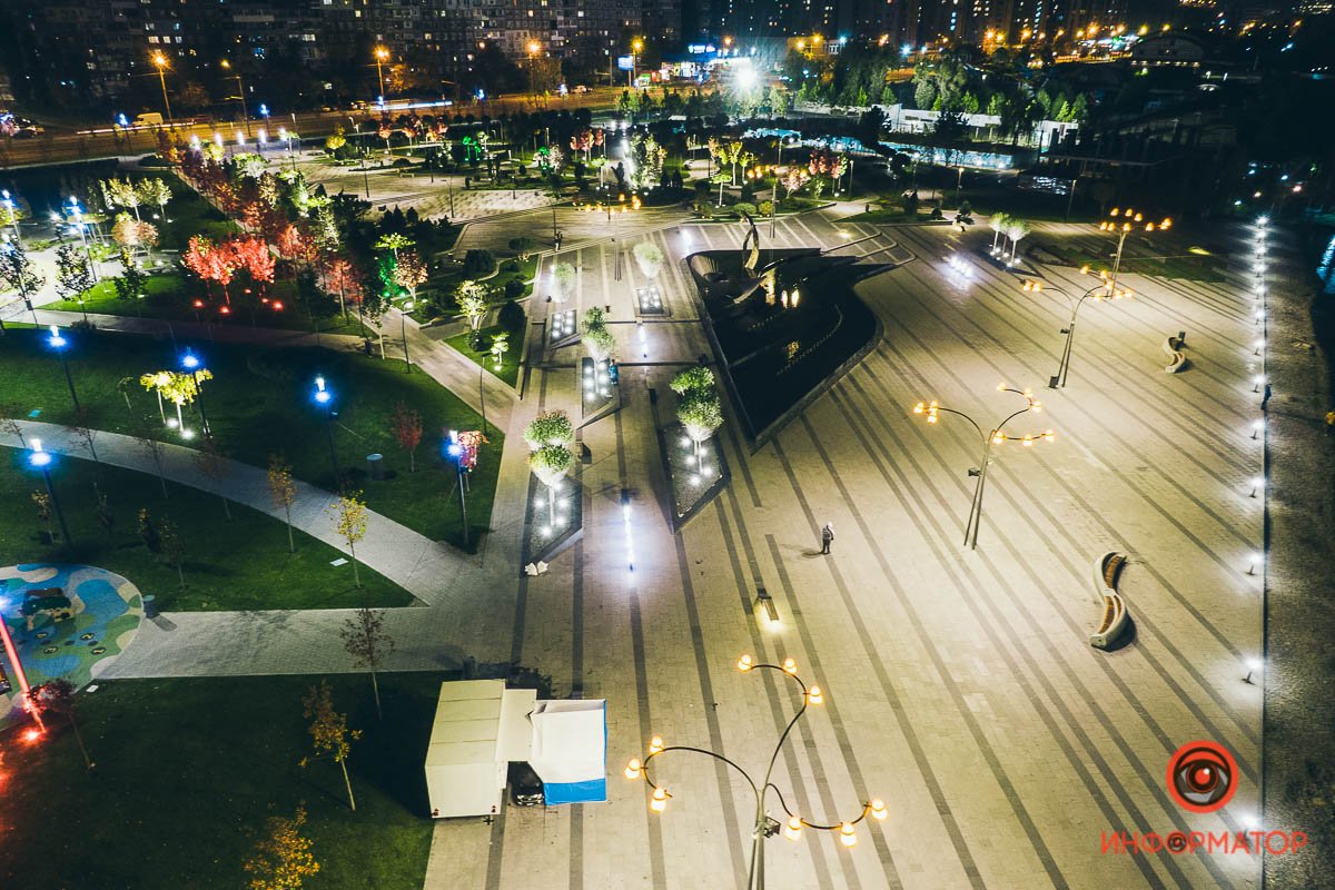 Весь сквер разделен на зоны