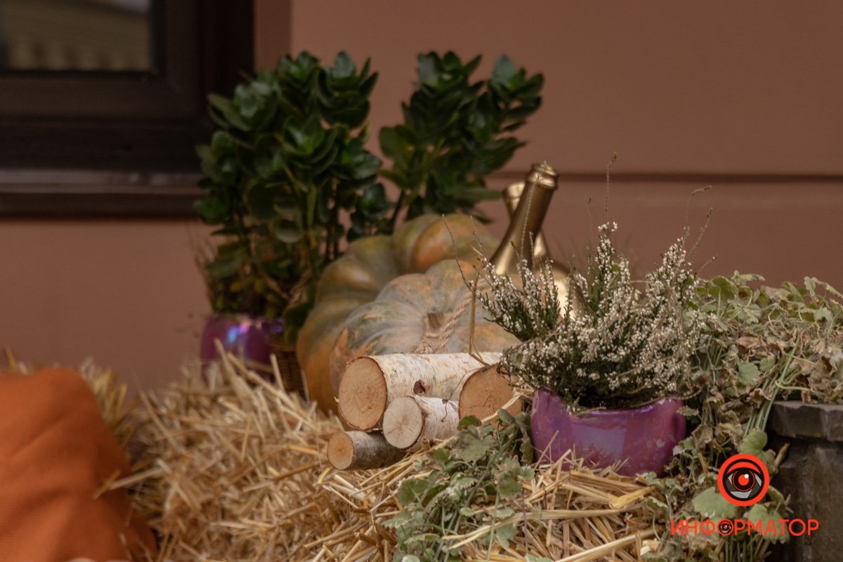 Как украсили Днепр перед Хеллоуином 39