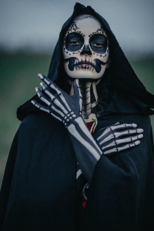 Это Хеллоуин! Это Хеллоуин! Хеллоуин. Хеллоуин. Хеллоуин. Хеллоуин...