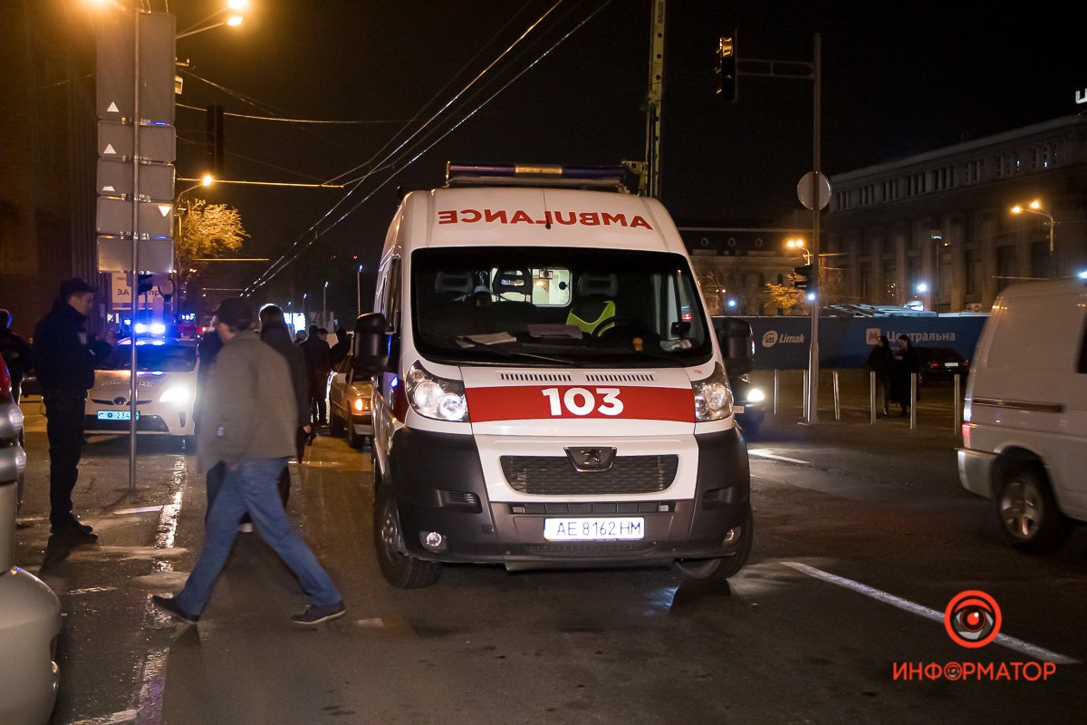 Девушку госпитализировали Девушку госпитализировали