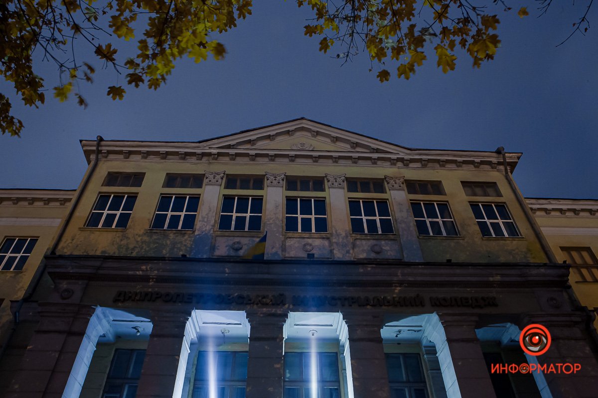 Там никого нет?