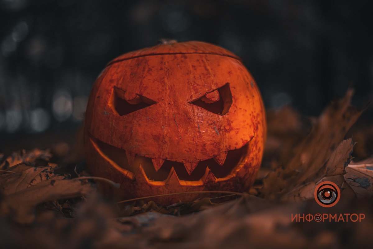 Слежу, чтоб каждый человек