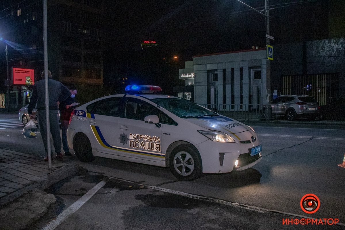 Jaguar двигался по набережной в сторону цирка. На переходе автомобиль сбил мужчину 1967 года рождения