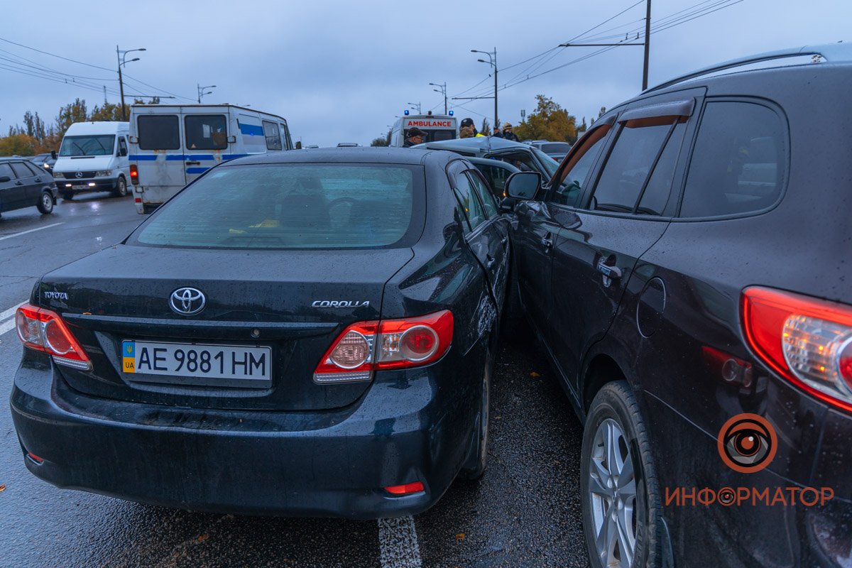 За ситуацией на дороге следят патрульные