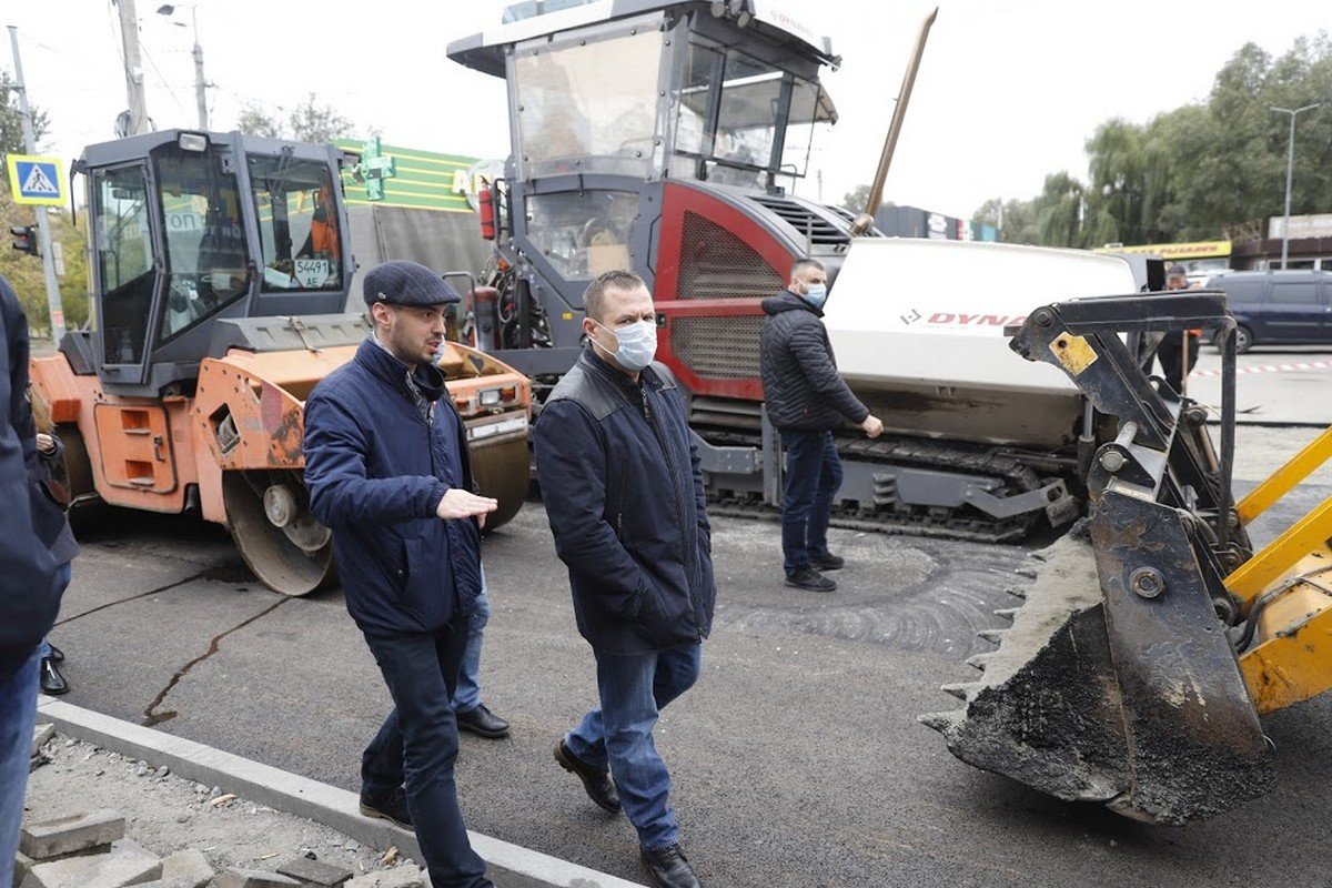 Жители Днепра благодарны за качественно отремонтированные дороги и тротуары в микрорайонах города 1