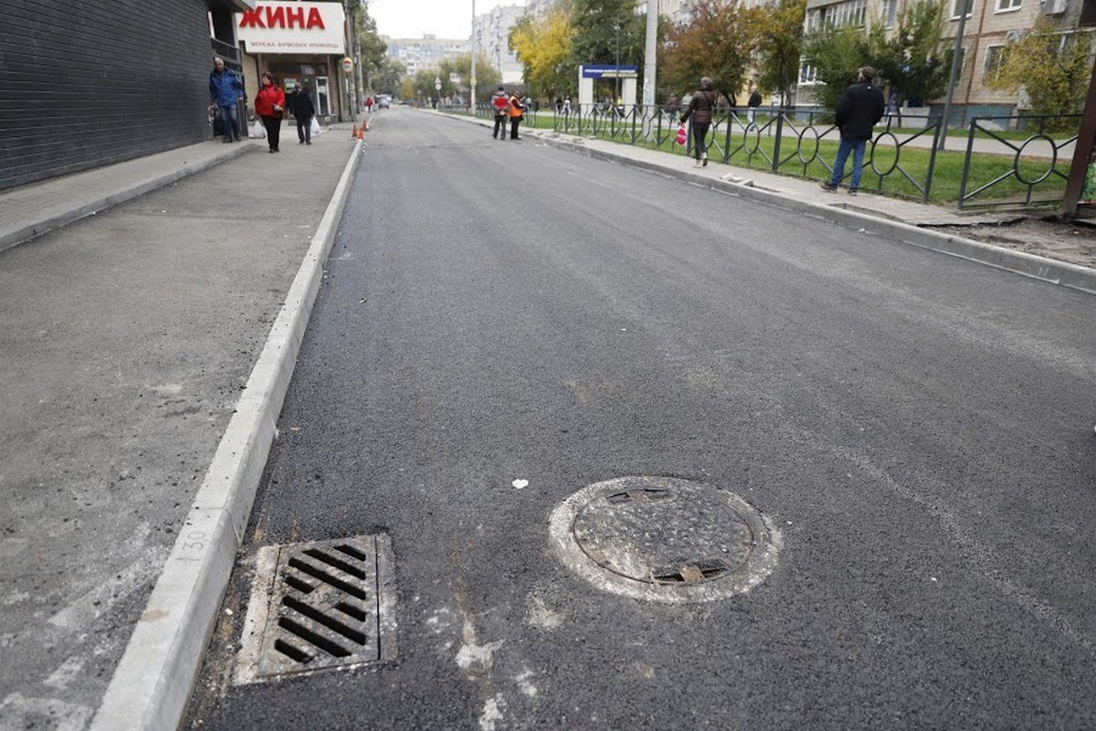 Жители Днепра благодарны за качественно отремонтированные дороги и тротуары в микрорайонах города 4