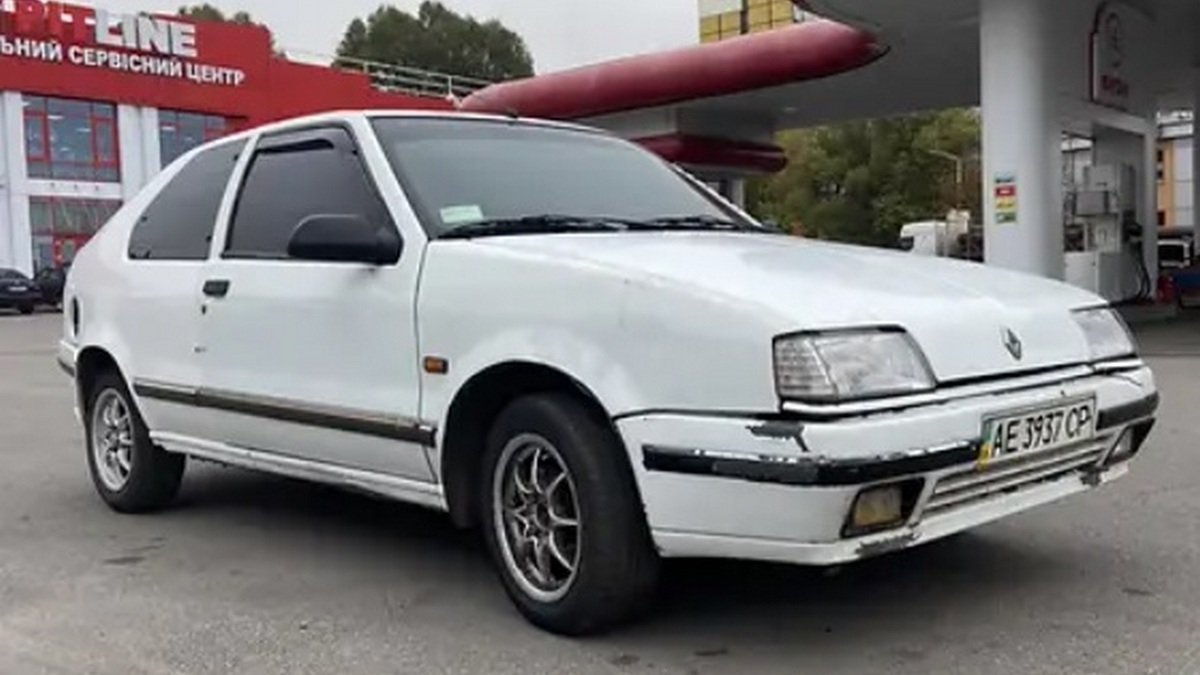 Renault за 23 тысячи гривен Renault за 23 тысячи гривен