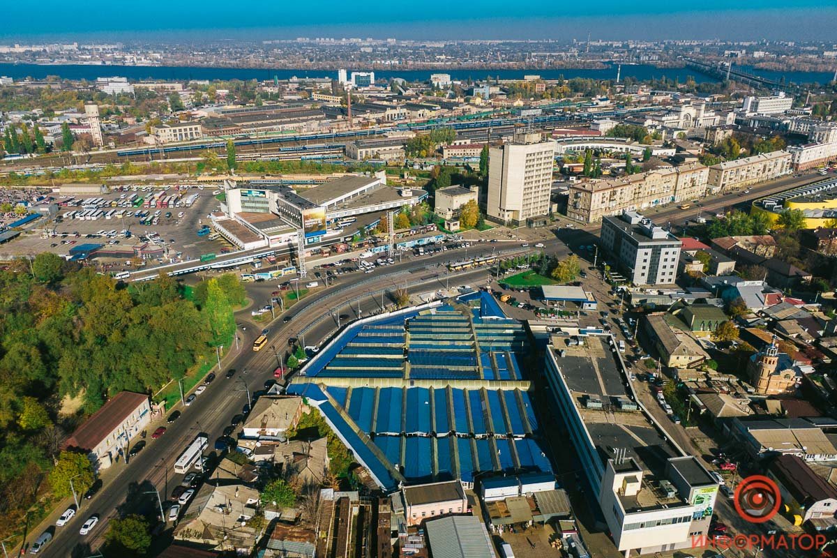 Высоко сижу, далеко гляжу Высоко сижу, далеко гляжу