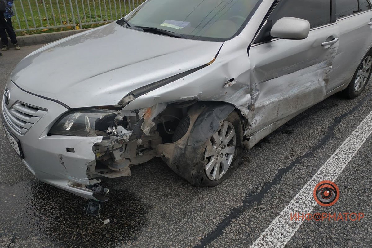 ДТП произошло напротив McDonalds на Набережной Заводской