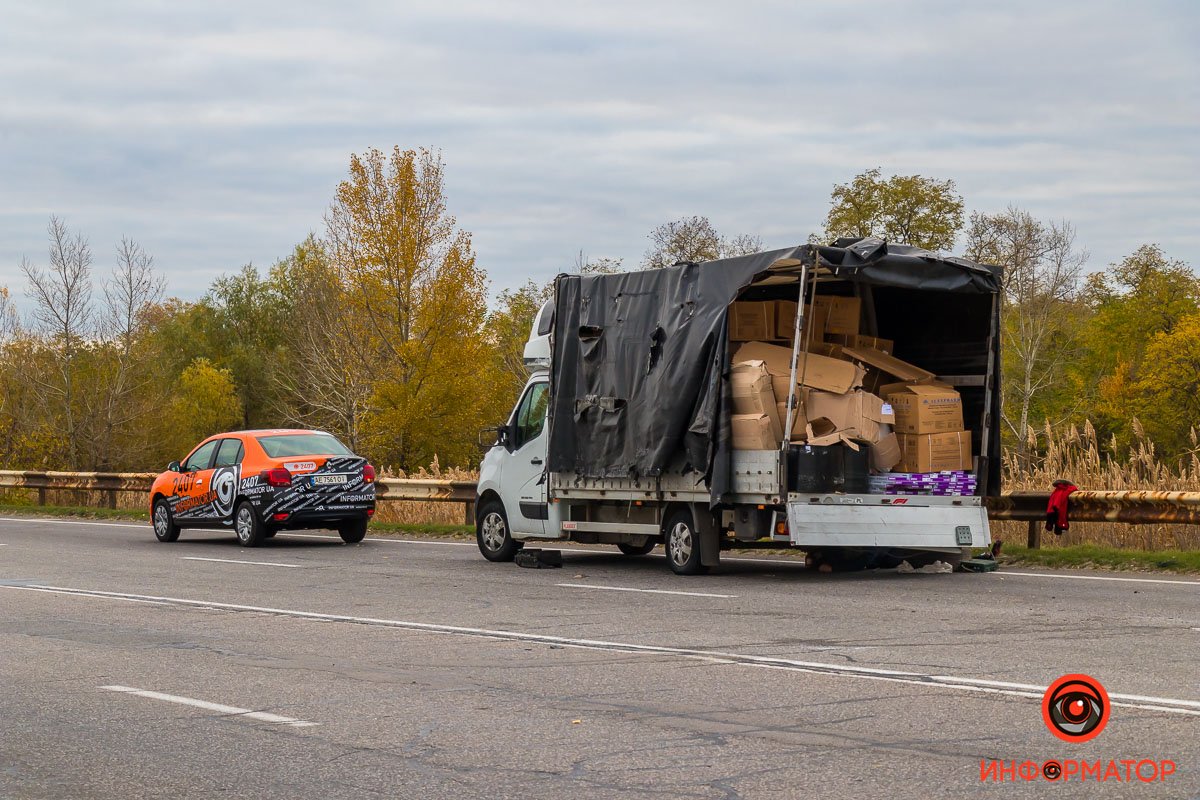 При ударе автомобиль повело При ударе автомобиль повело