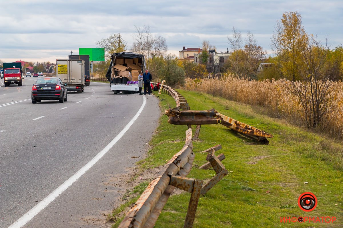 На место прибыли сотрудники полиции и ГСЧС На место прибыли сотрудники полиции и ГСЧС