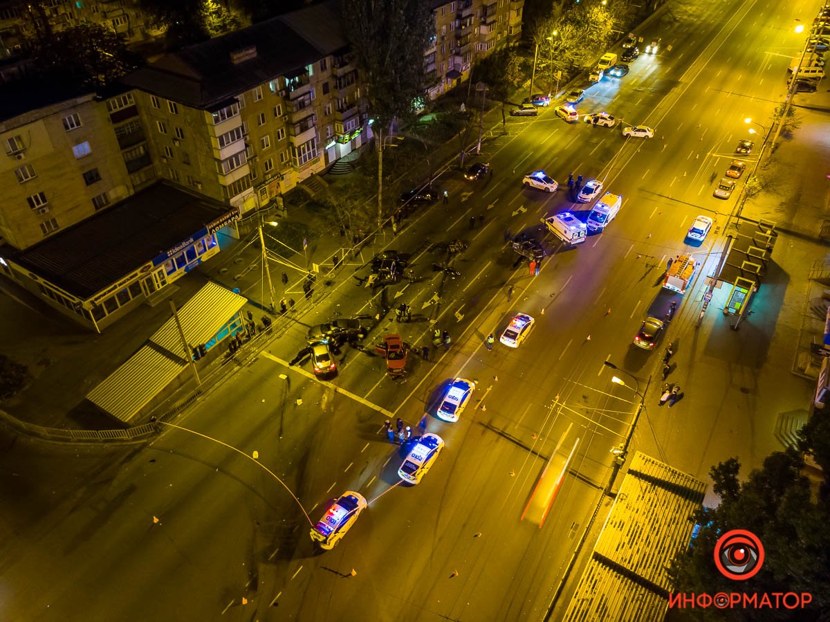 Авария произошла на перекрестке проспекта Слобожанского и улицы Калиновой