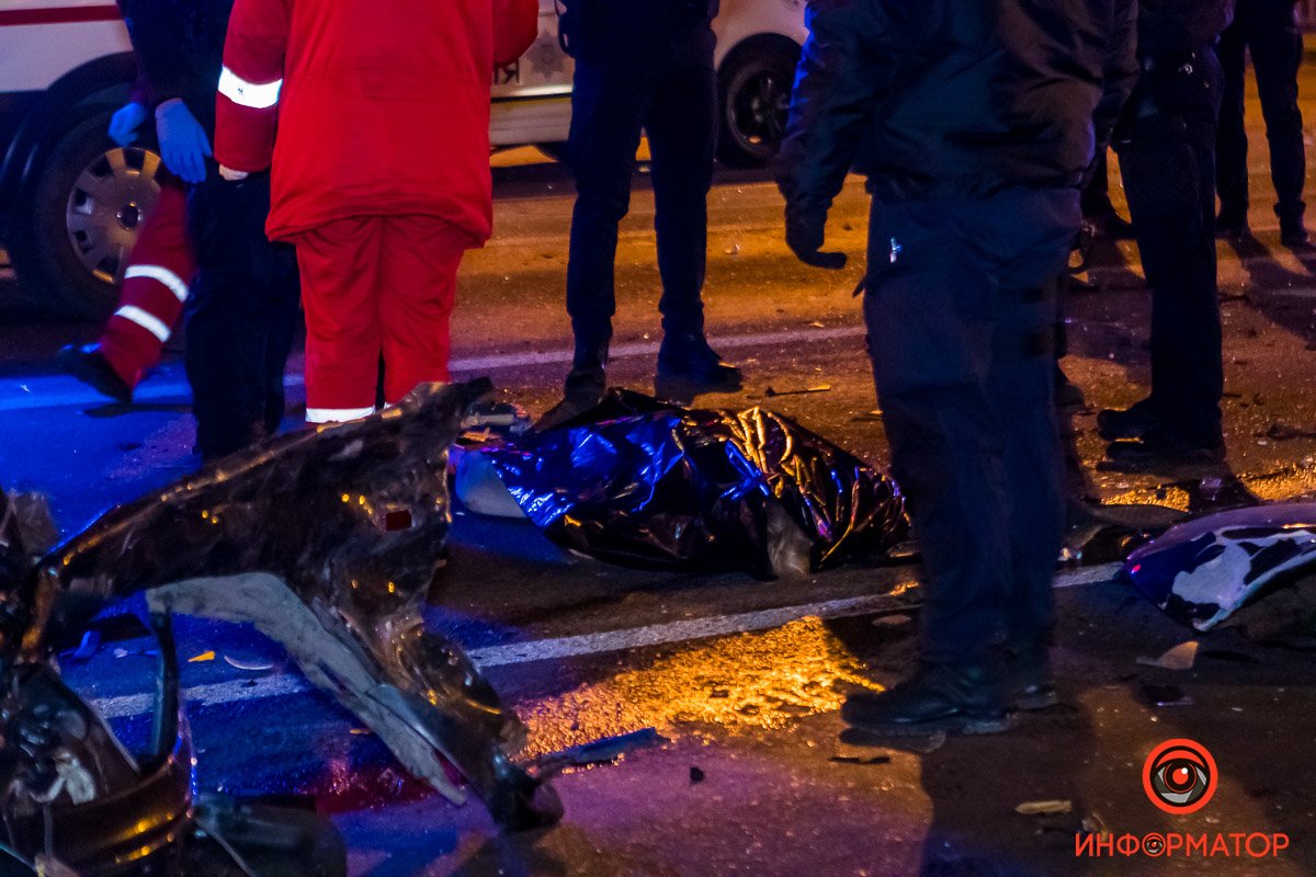 Предварительно, погибшей от 25 до 30 лет