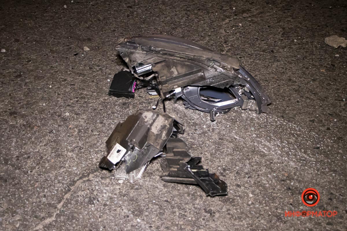 На место прибыли полицейские и медики На место прибыли полицейские и медики