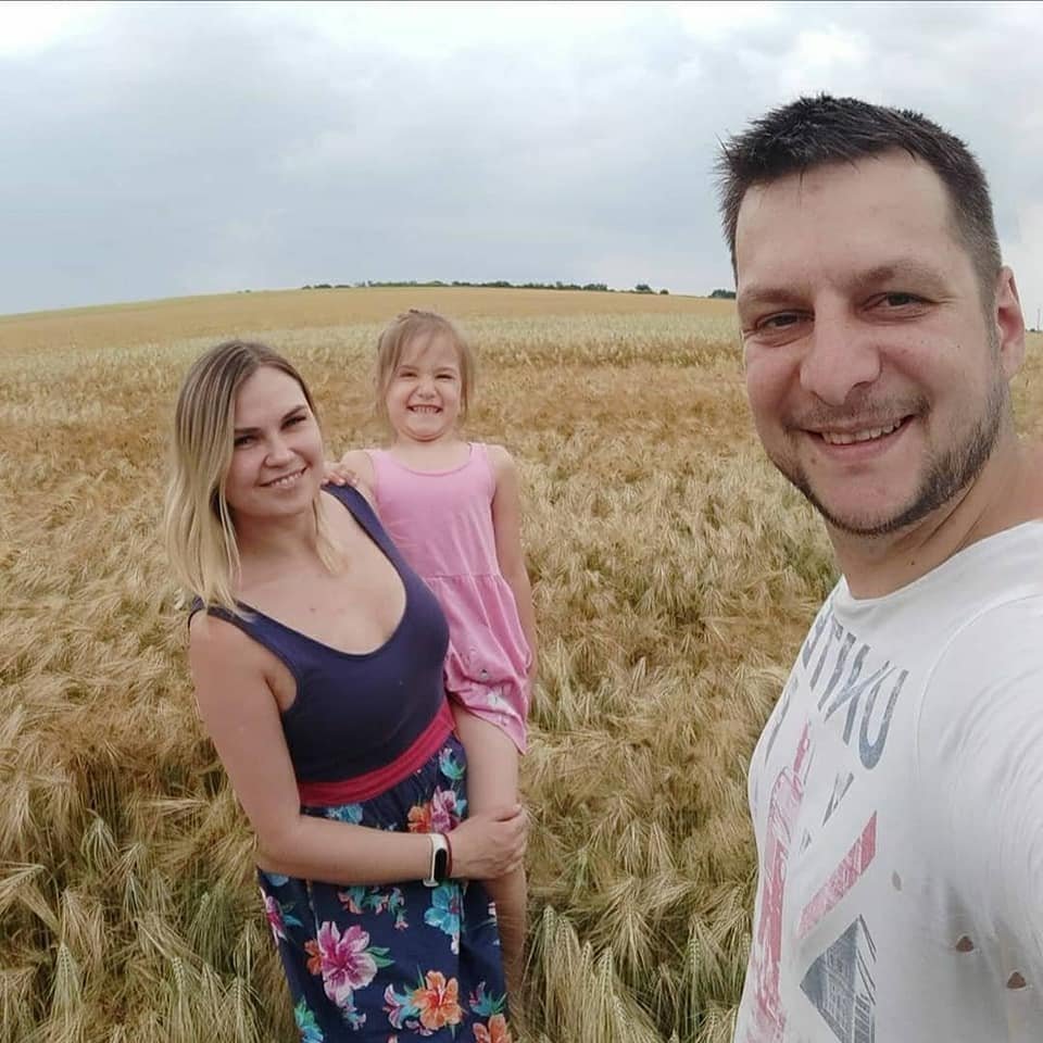 Жена погибла, муж в тяжелом состоянии: нужна помощь семье, пострадавшей в ДТП на Слобожанском 1