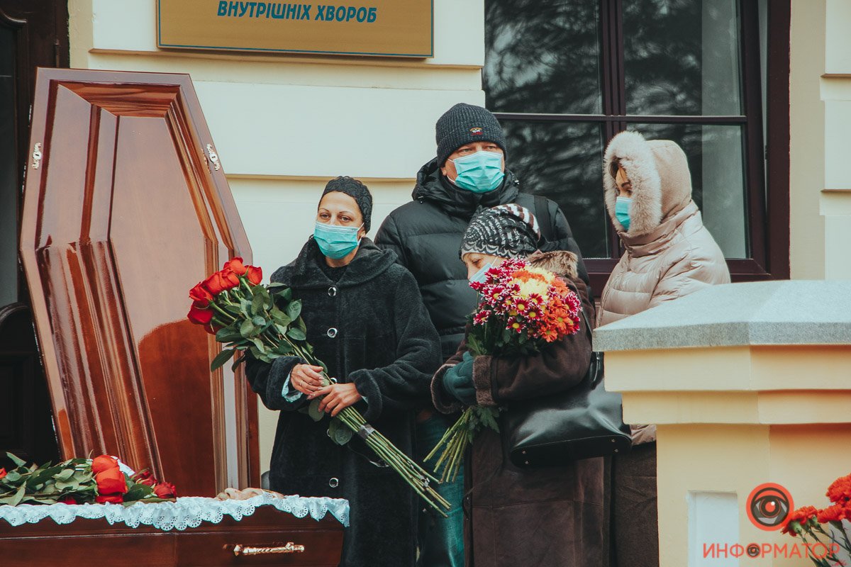 Среди них были родные и близкие Бориса Анатольевича, его коллеги, а также пациенты
