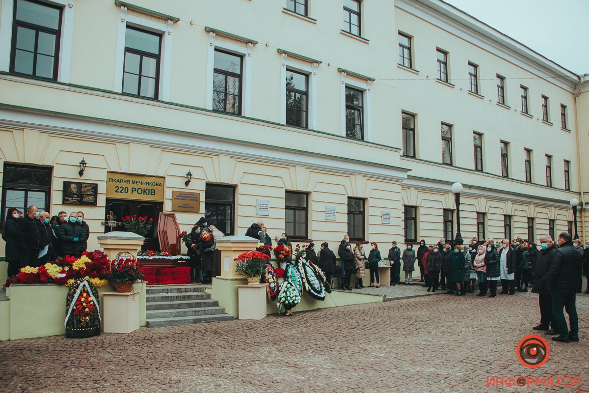 Доктору диагностировали COVID-19