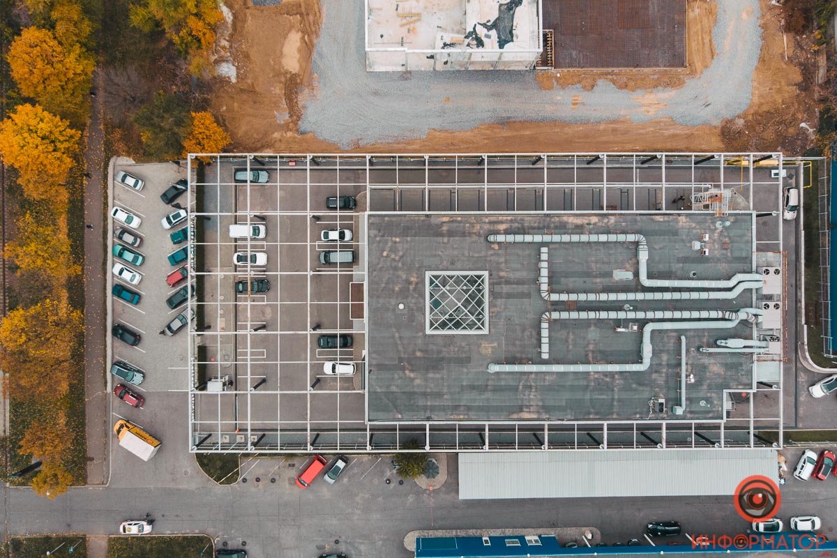 автосалон «Мерседес» на Стартовой