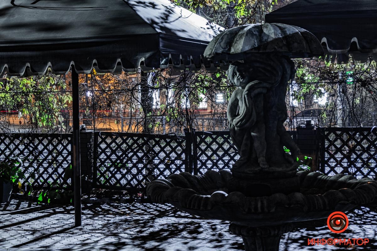 Улицы опустели Улицы опустели