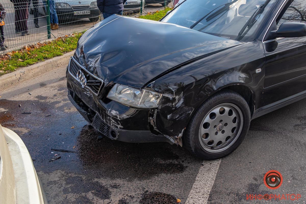 Повреждения Audi