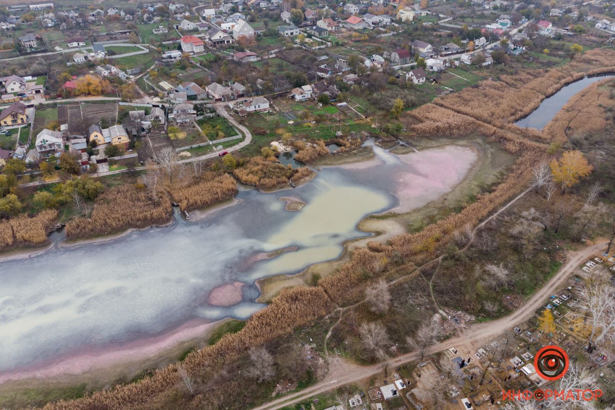 Летом стоит плохой запах Летом стоит плохой запах