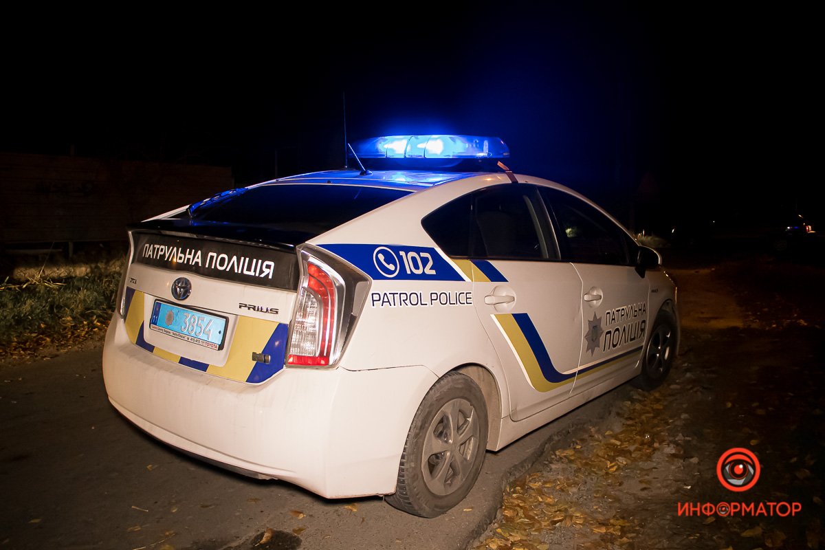 На месте работает полиция На месте работает полиция