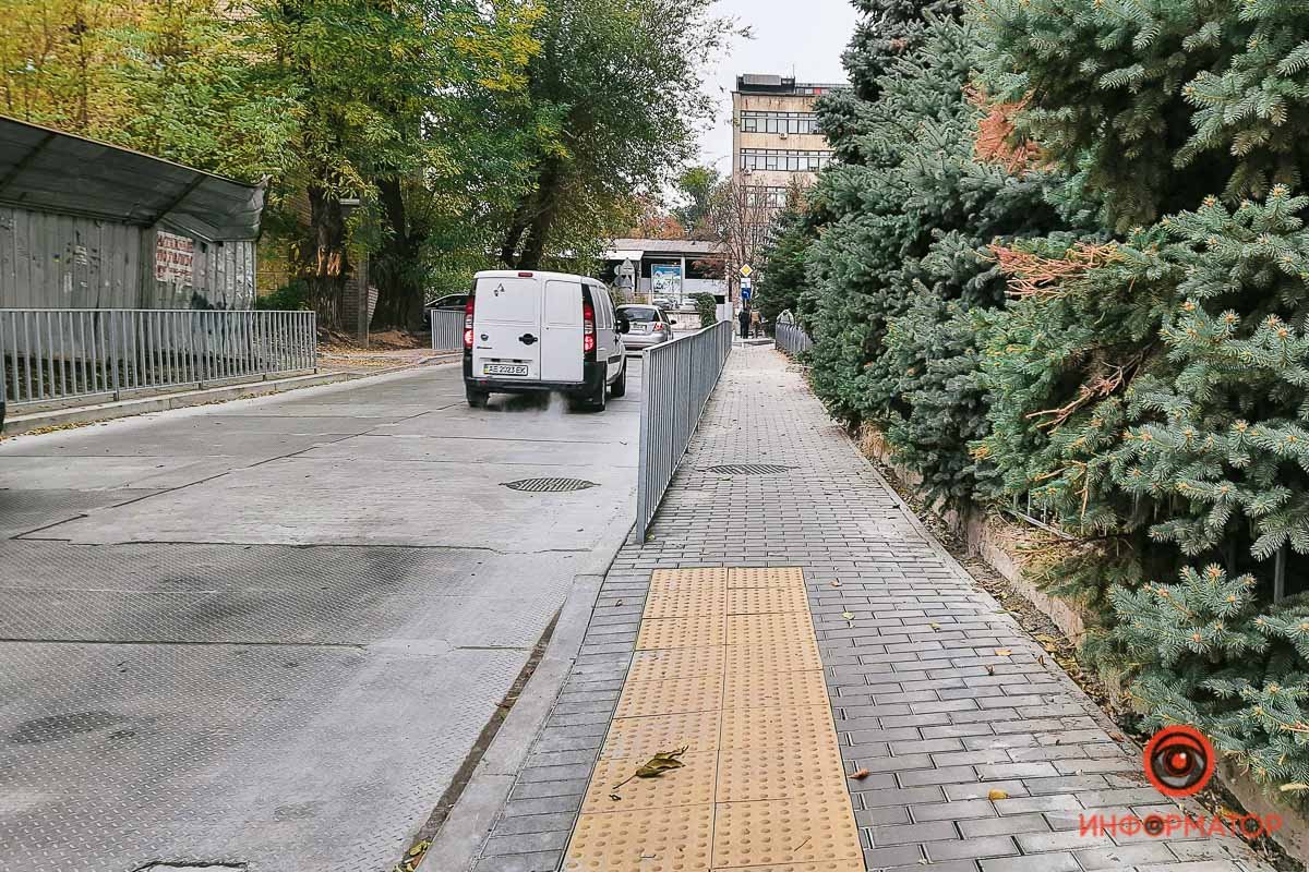 В Днепре к концу недели откроют движение на Крестьянском спуске В Днепре к концу недели откроют движение на Крестьянском спуске