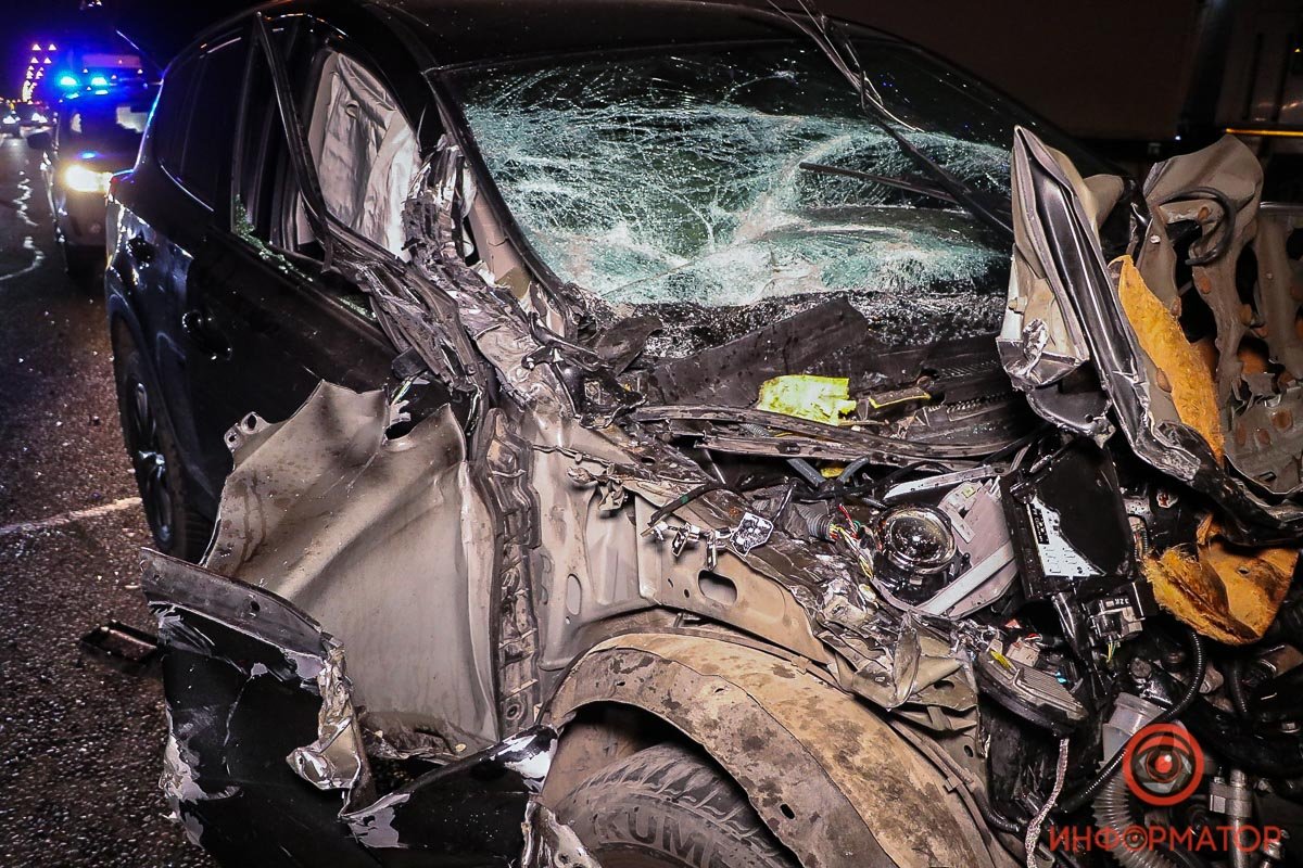 На месте работают правоохранители - все обстоятельства аварии выясняют На месте работают правоохранители - все обстоятельства аварии выясняют