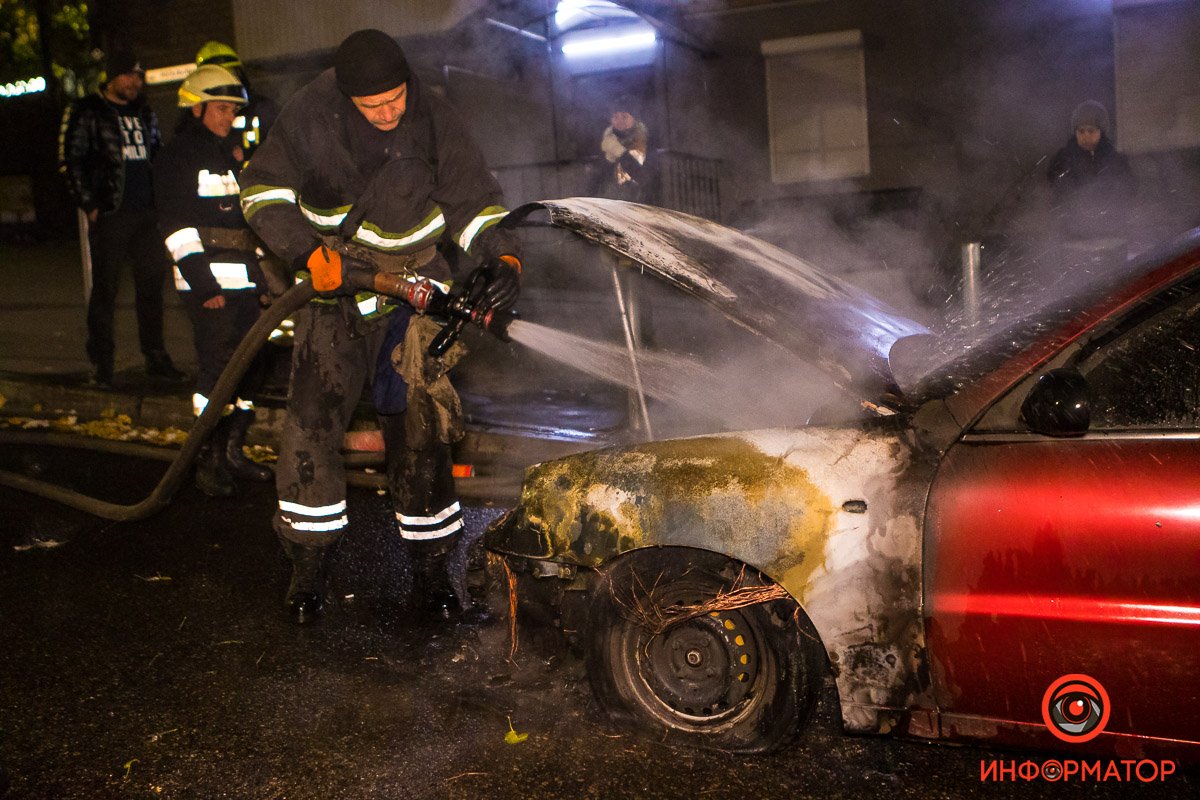 На место прибыла 1 пожарно-спасательная бригада На место прибыла 1 пожарно-спасательная бригада