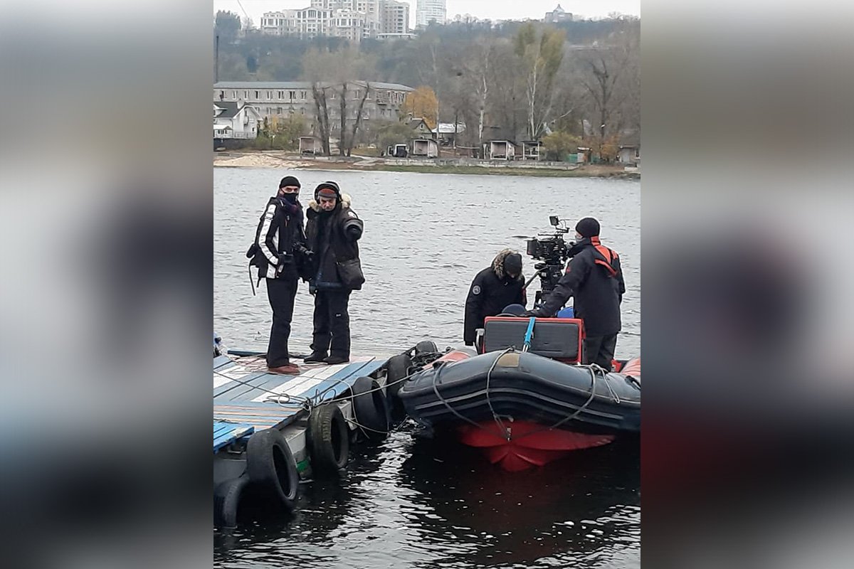 Лента будет называться «Кремень» («Storm School»), а ее режиссером выступает новозеландец Винсент Уорд