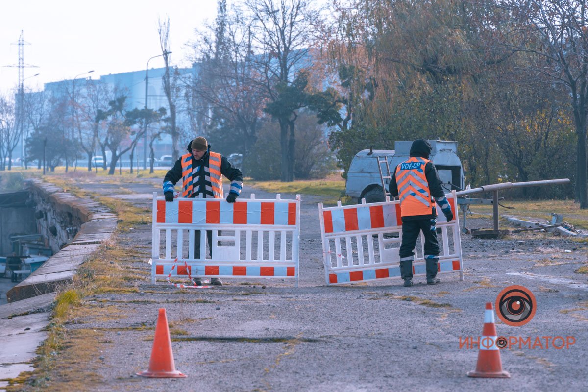 Место работ оградили