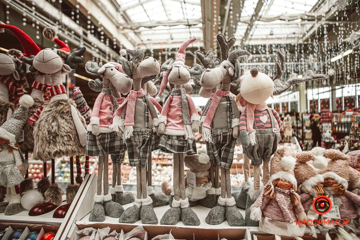 Всееем стройсь!