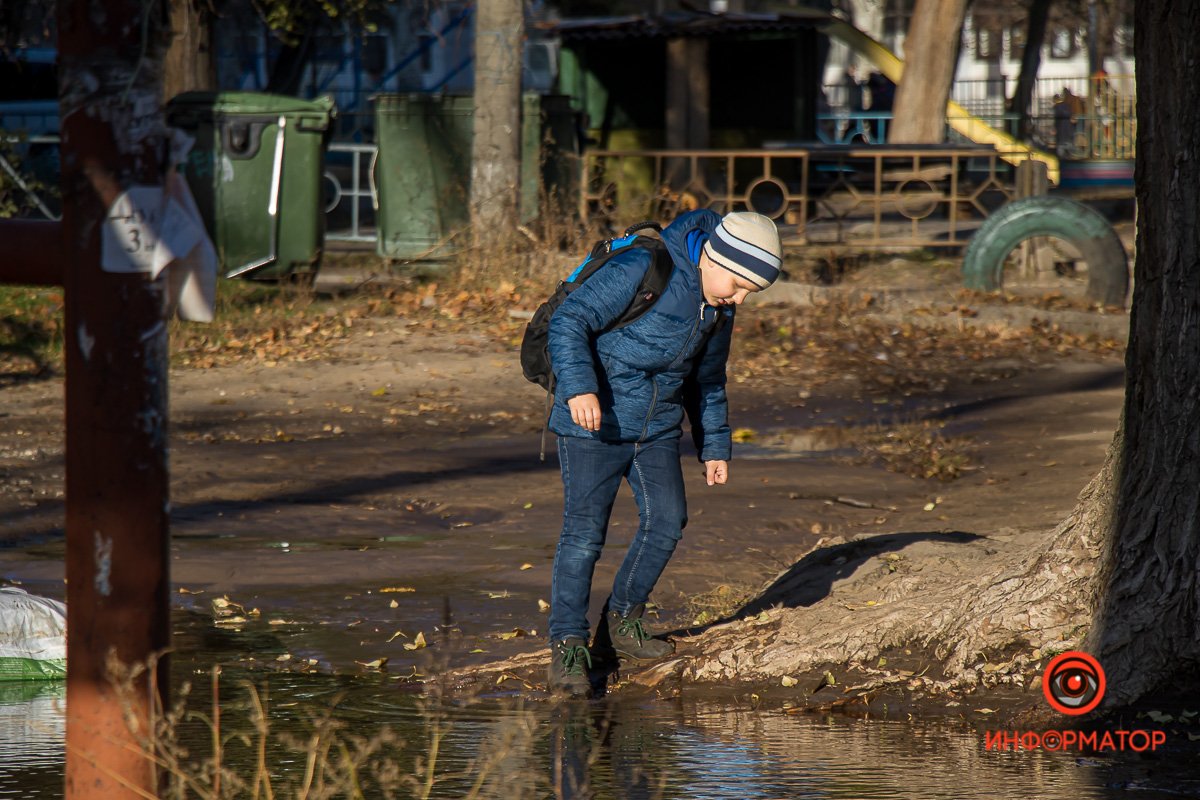 Вплавь Вплавь