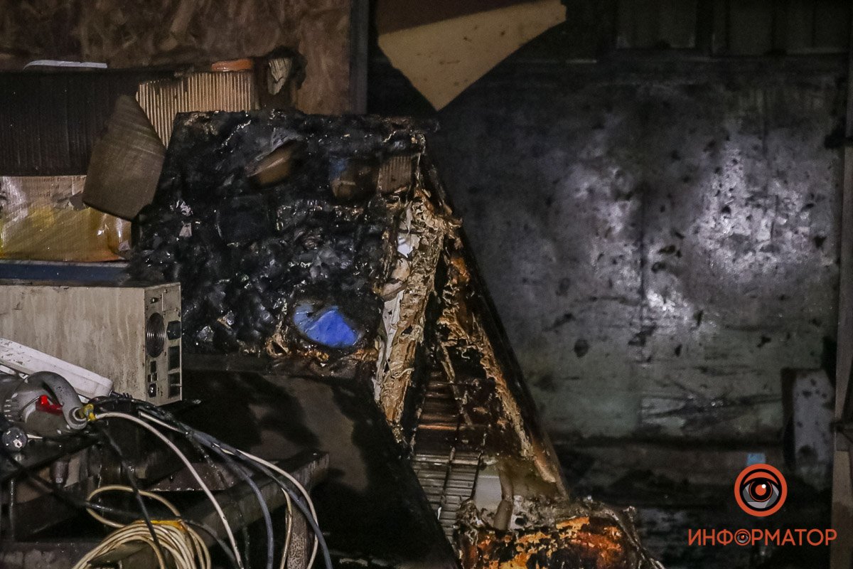 Вероятно, причиной возгорания стал холодильник Вероятно, причиной возгорания стал холодильник