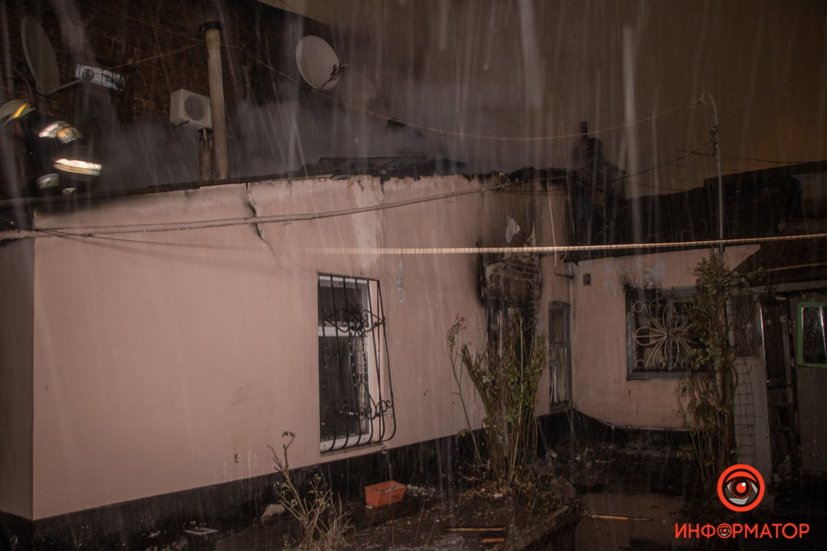 Пожар в частном доме на проспекте Сергея Нигояна Пожар в частном доме на проспекте Сергея Нигояна