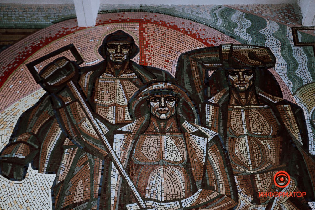 Можно долго всматриваться Можно долго всматриваться