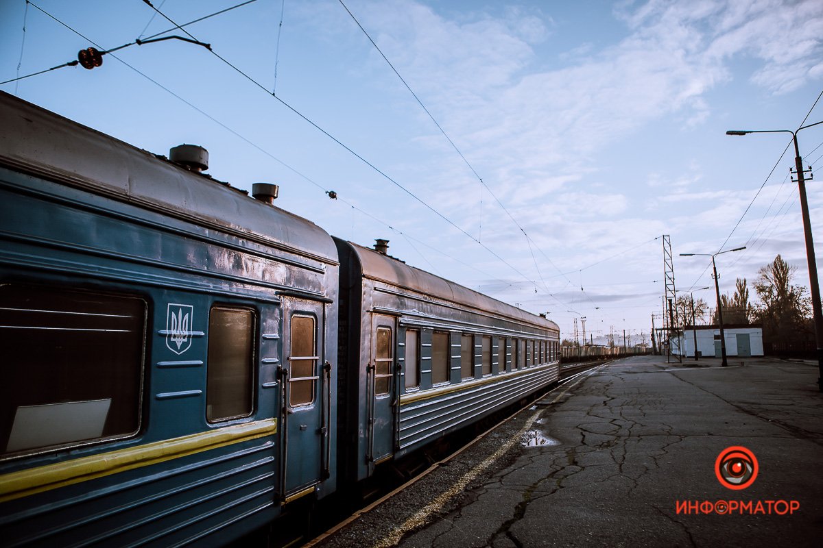 Однажды выйду за хлебом, и случайно покину страну Однажды выйду за хлебом, и случайно покину страну