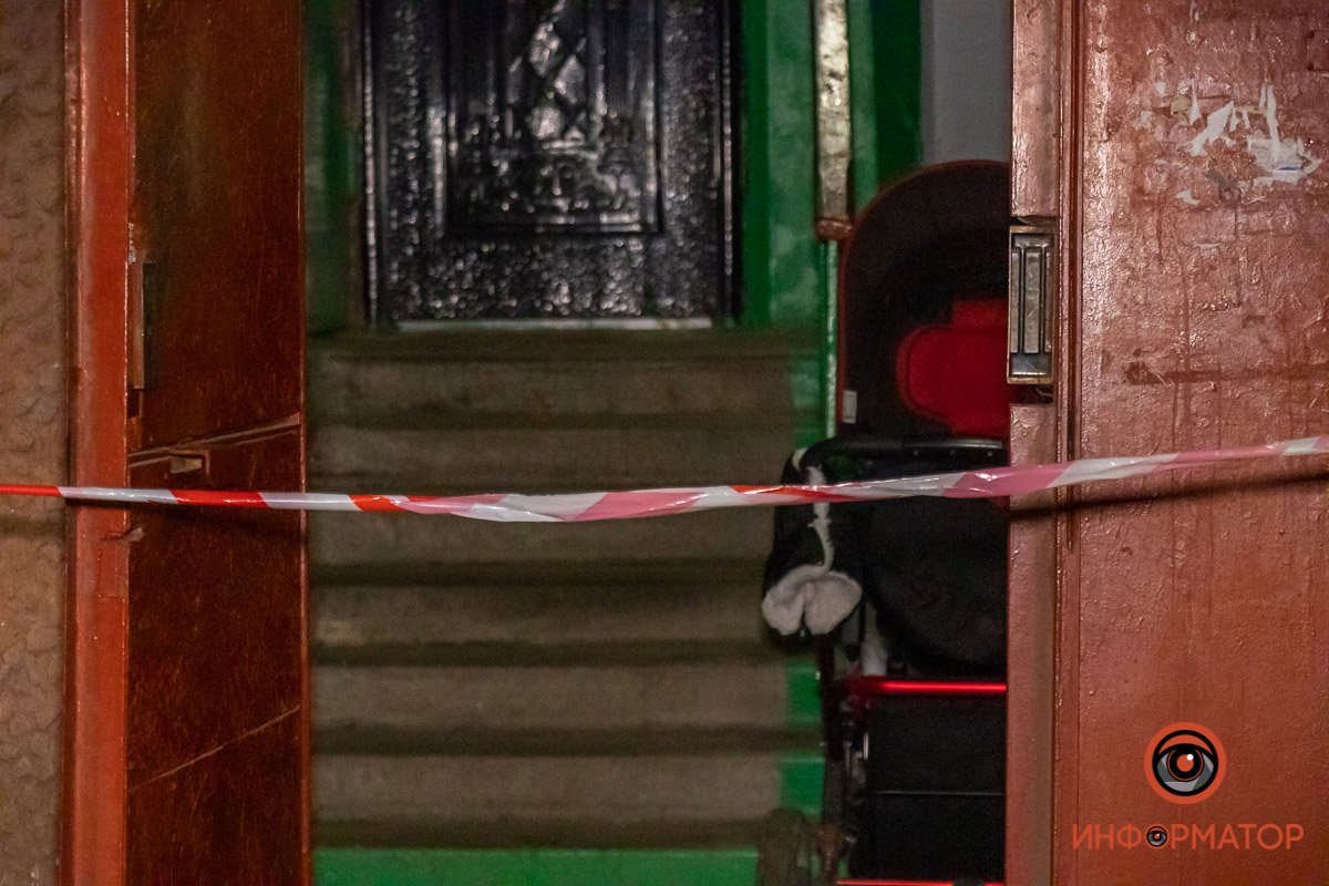Убийство произошло в подъезде Убийство произошло в подъезде