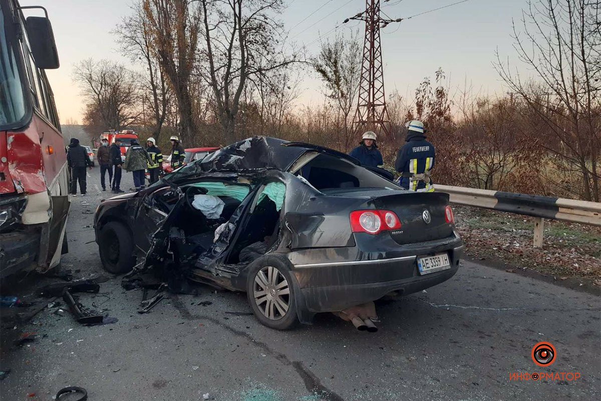 В салоне автобуса в момент аварии пассажиров не было