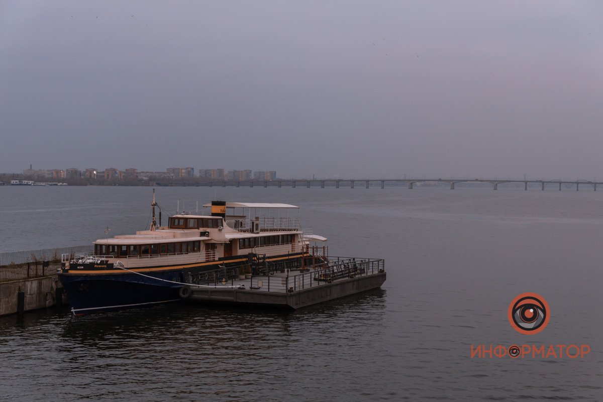 Откуда вытекло топливо - неизвестно Откуда вытекло топливо - неизвестно