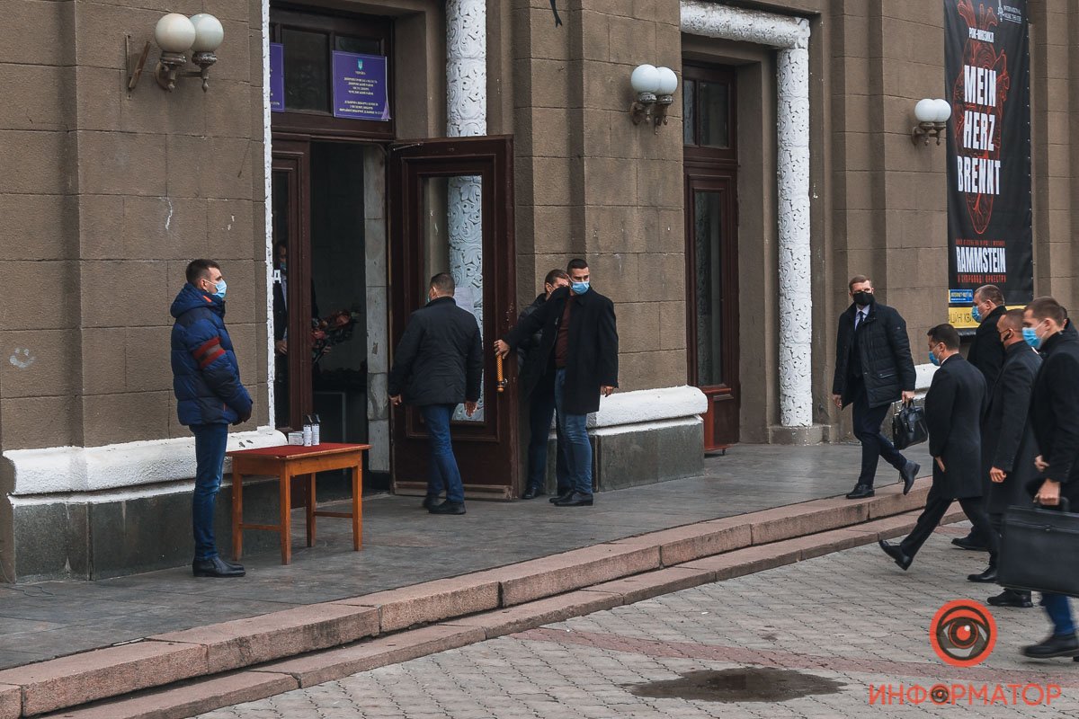 В Днепре прощаются с директором КБ "Южное": на церемонию приехал Владимир Зеленский 9