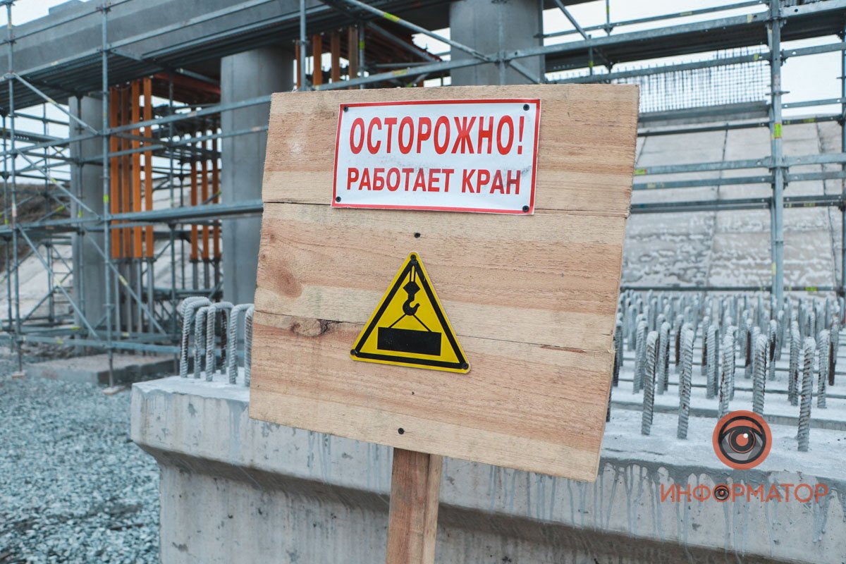 Строительство этого участка объездной дороги планируют завершить в 2021 году Строительство этого участка объездной дороги планируют завершить в 2021 году