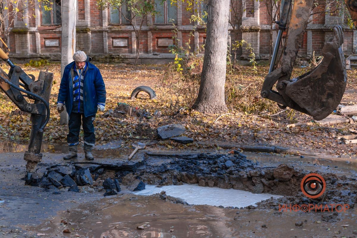 Вымыло грунт