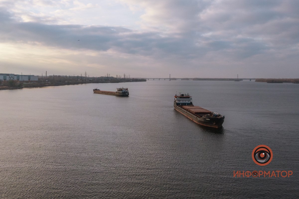 Небо еще не совсем осеннее