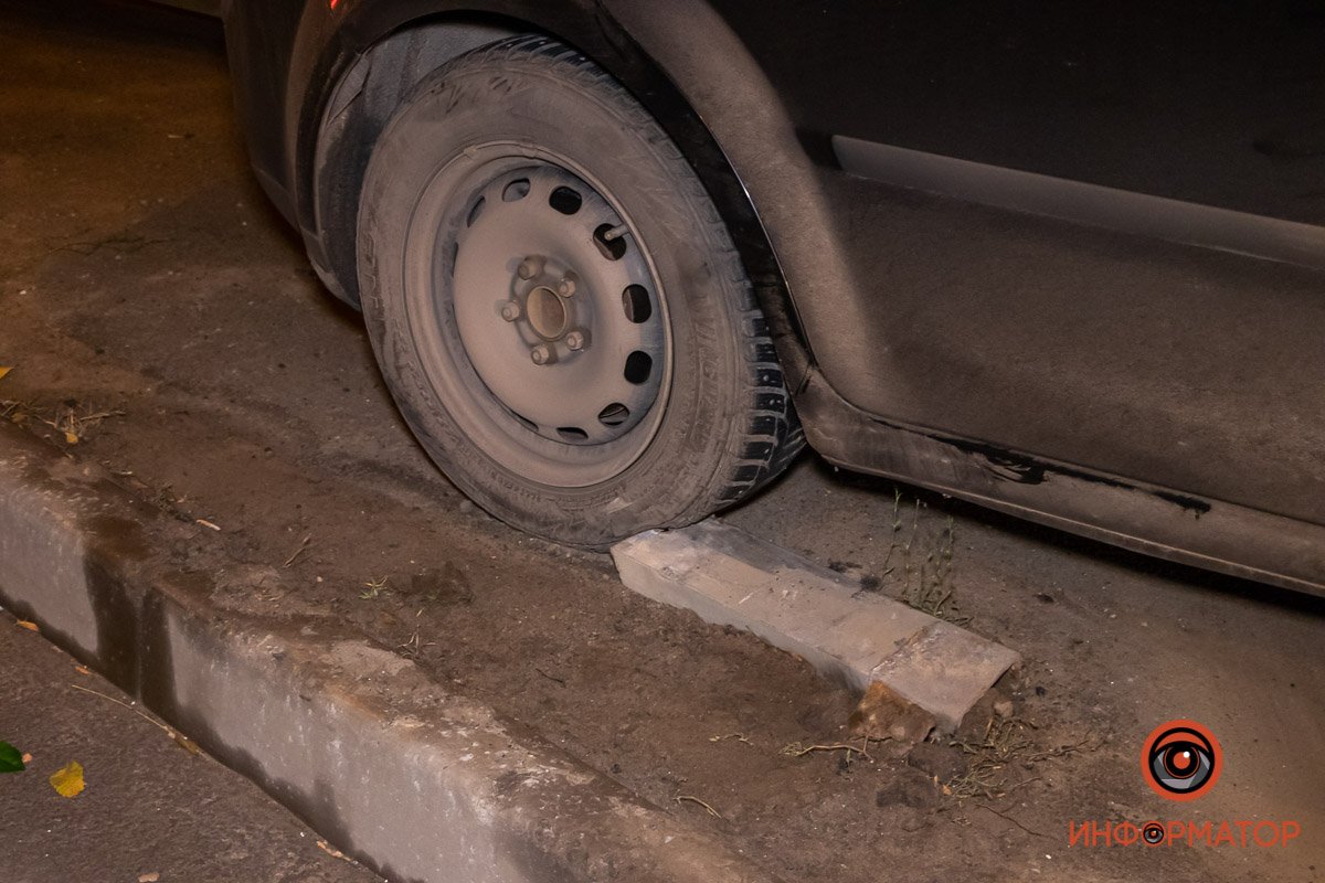 По словам водителя, он пытался объехать велосипедиста По словам водителя, он пытался объехать велосипедиста